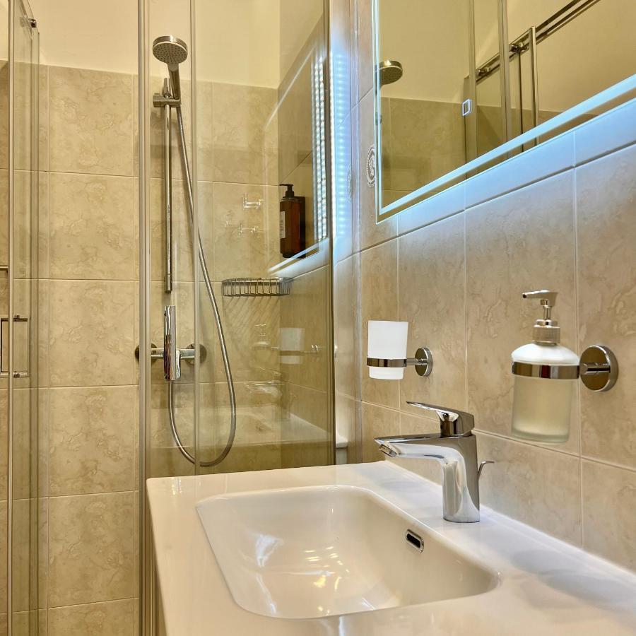 Zaro Apartments Изола Экстерьер фото